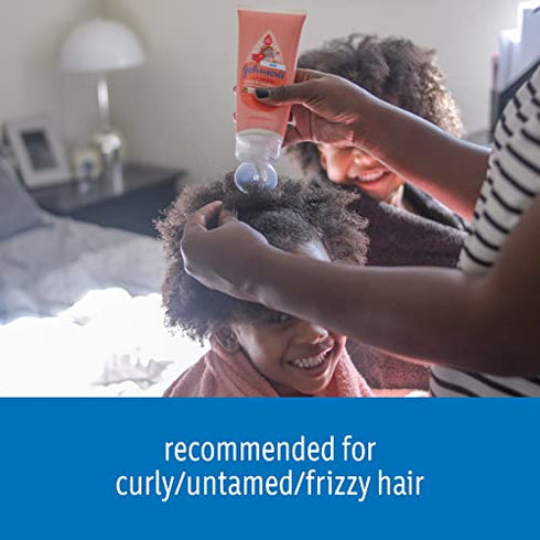 Johnson's Curl Defining Tear-Free Kids' Leave-in Conditioner with Shea Butter, Paraben-, Sulfate- & Dye-Free Formula, Hypoallergenic & Gentle for Toddlers' Hair, 6.8 fl. Oz